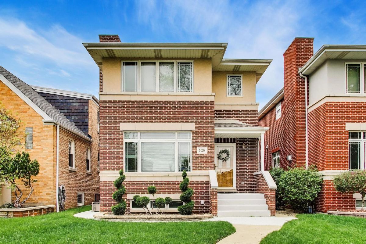5038 Rutherford Avenue, Chicago, IL 60656