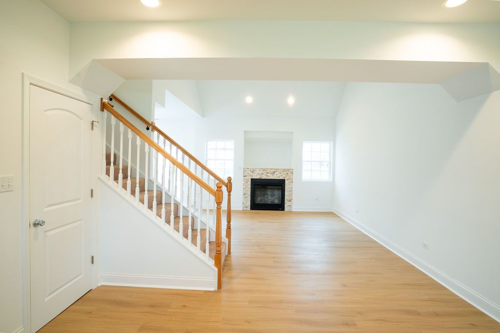 1401 174 Street, East Hazel Crest, IL 60429