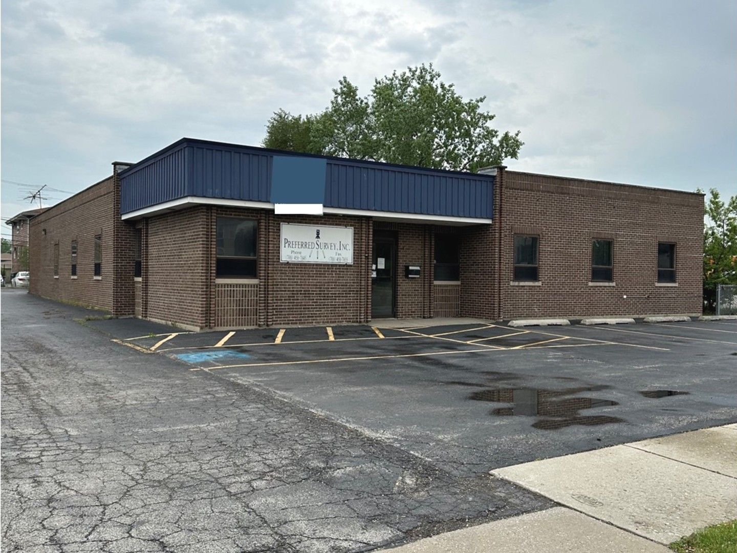 7845 W 79th Street W — Bridgeview, IL 60455