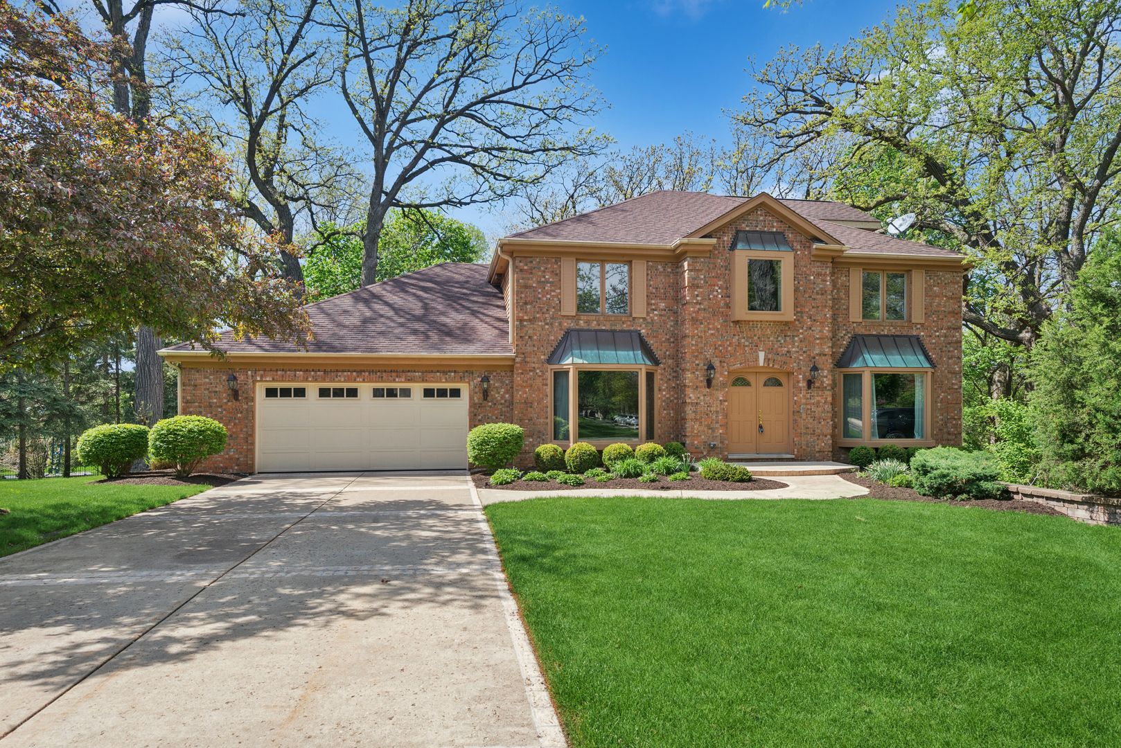 1655 White Pines Court — Naperville, IL 60563