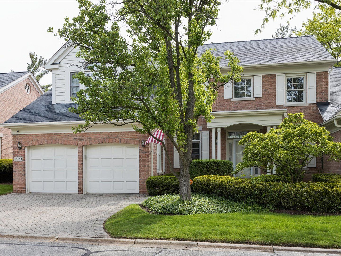 2533 E Chesapeake Place — Westchester, IL 60154