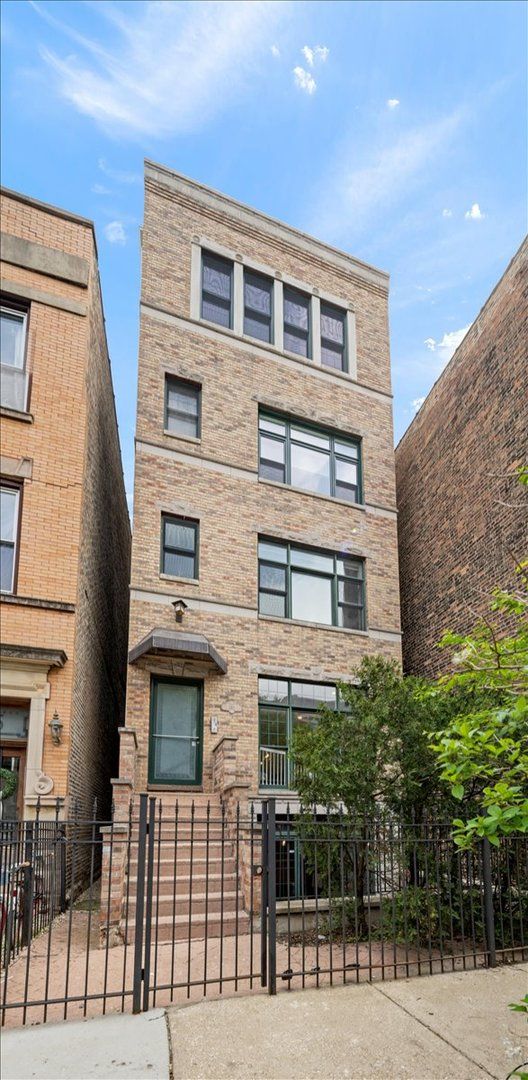 3511 WILTON Avenue, Chicago, IL 60657