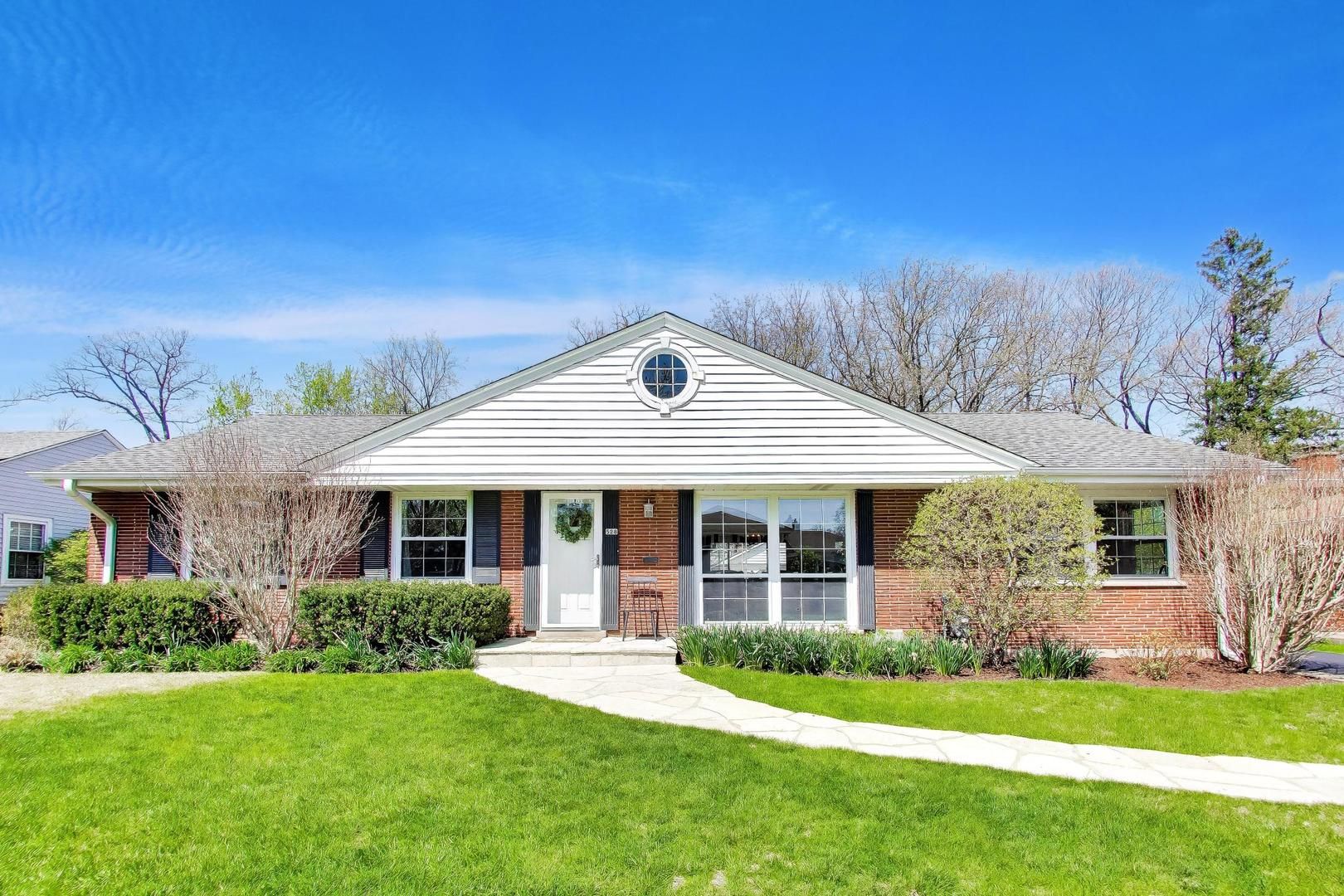 528 Cumnor Court — Deerfield, IL 60015