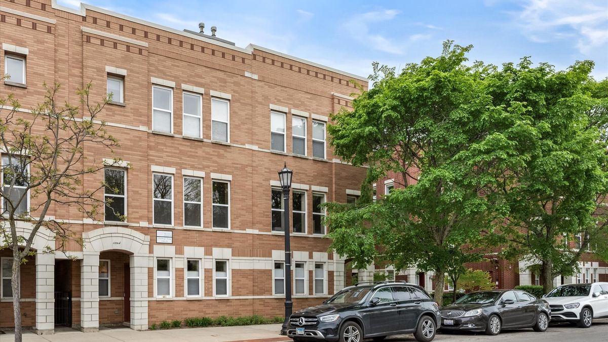 529 Chicago Avenue, Evanston, IL 60202