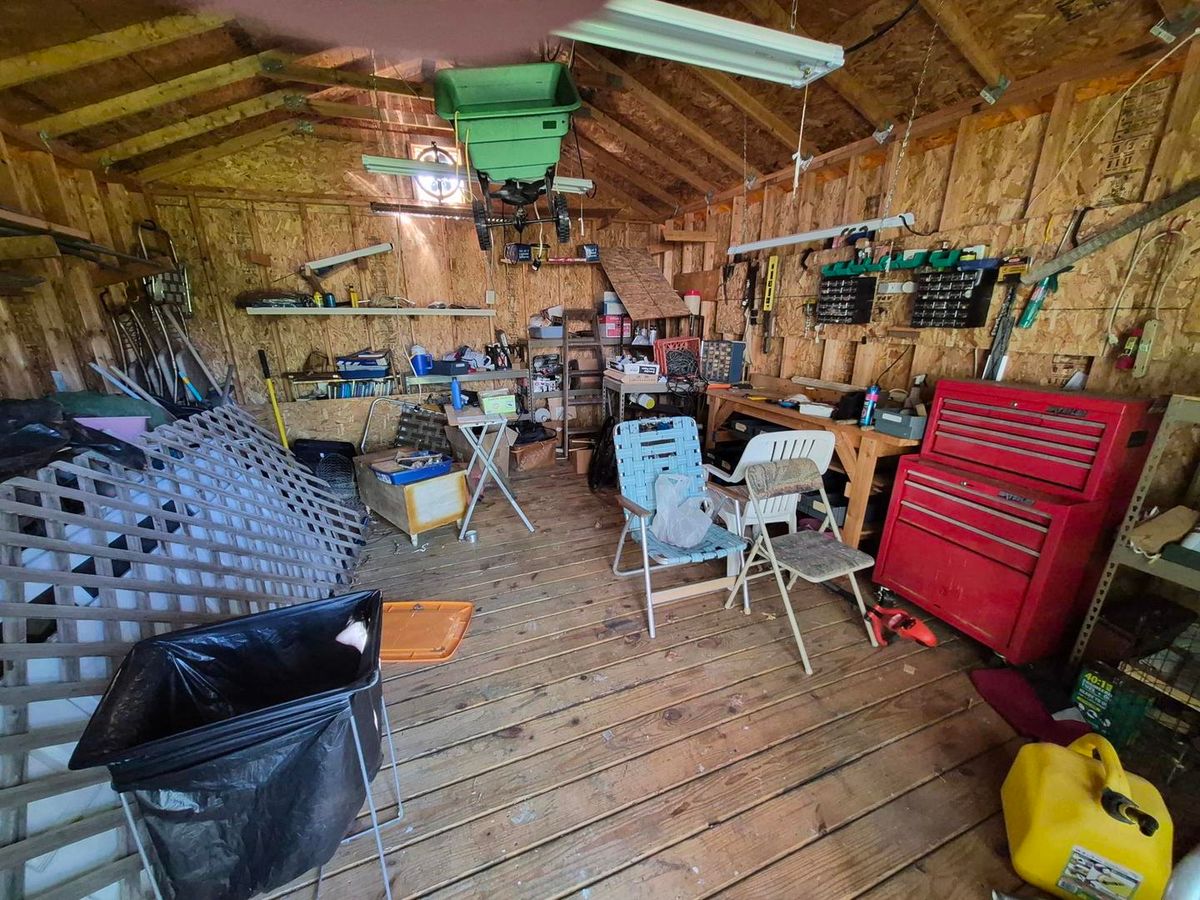 203 S Yates Street, Alpha, IL 61413