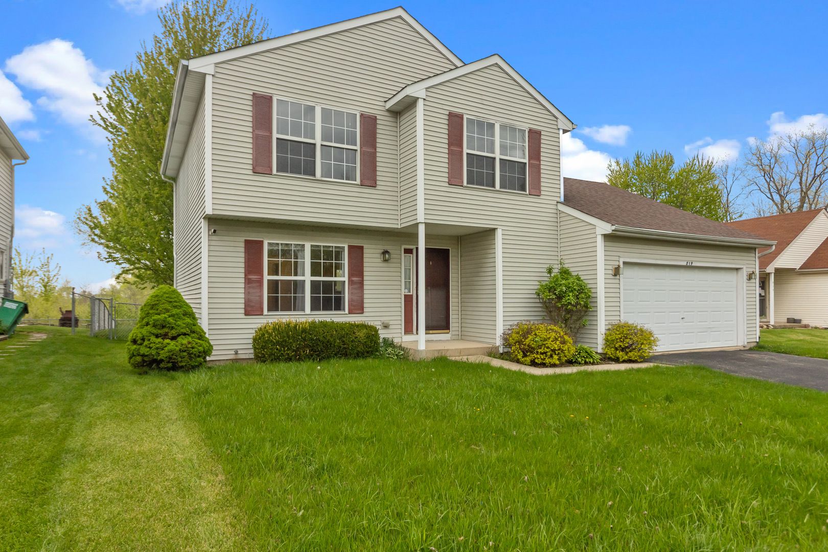 819 Casey Lane — Harvard, IL 60033