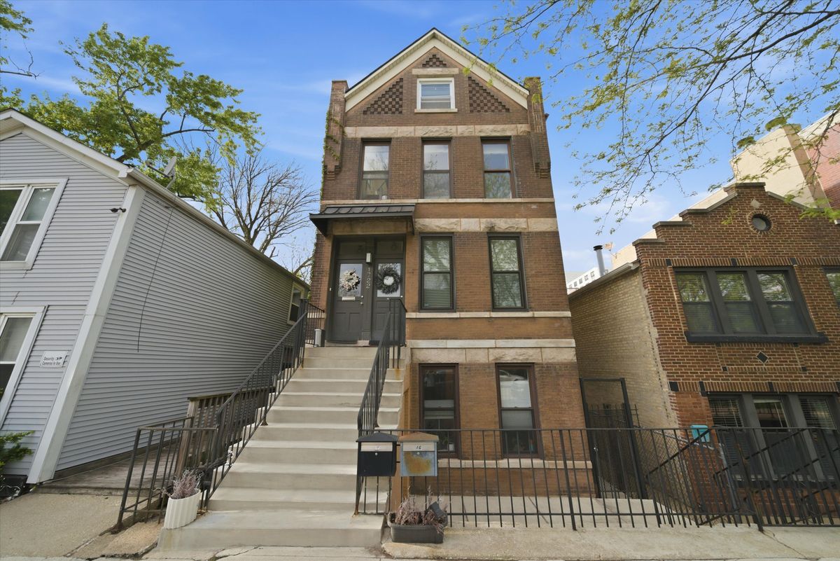 1722 Wabansia Avenue, Chicago, IL 60622