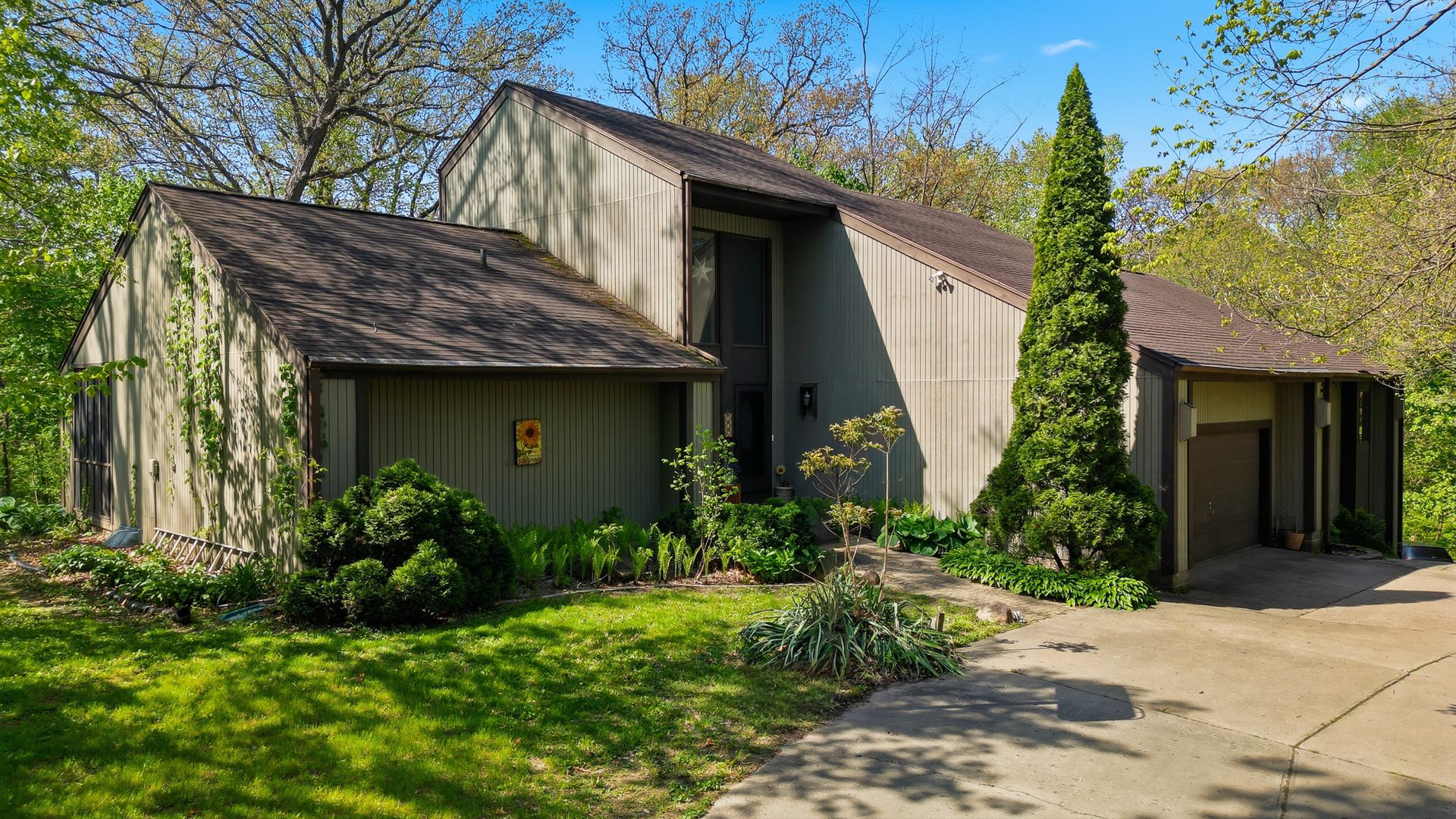 1024 Idle Oak Run — Dixon, IL 61021
