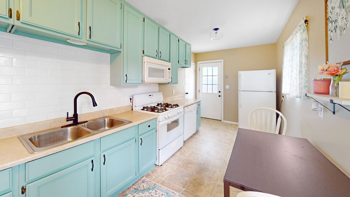 311 Jones Street, Plano, IL 60545