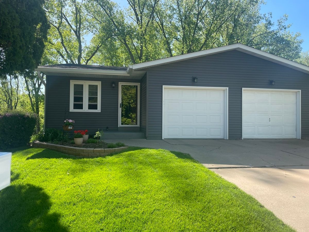 8317 10th Street, Rock Island, IL 61201