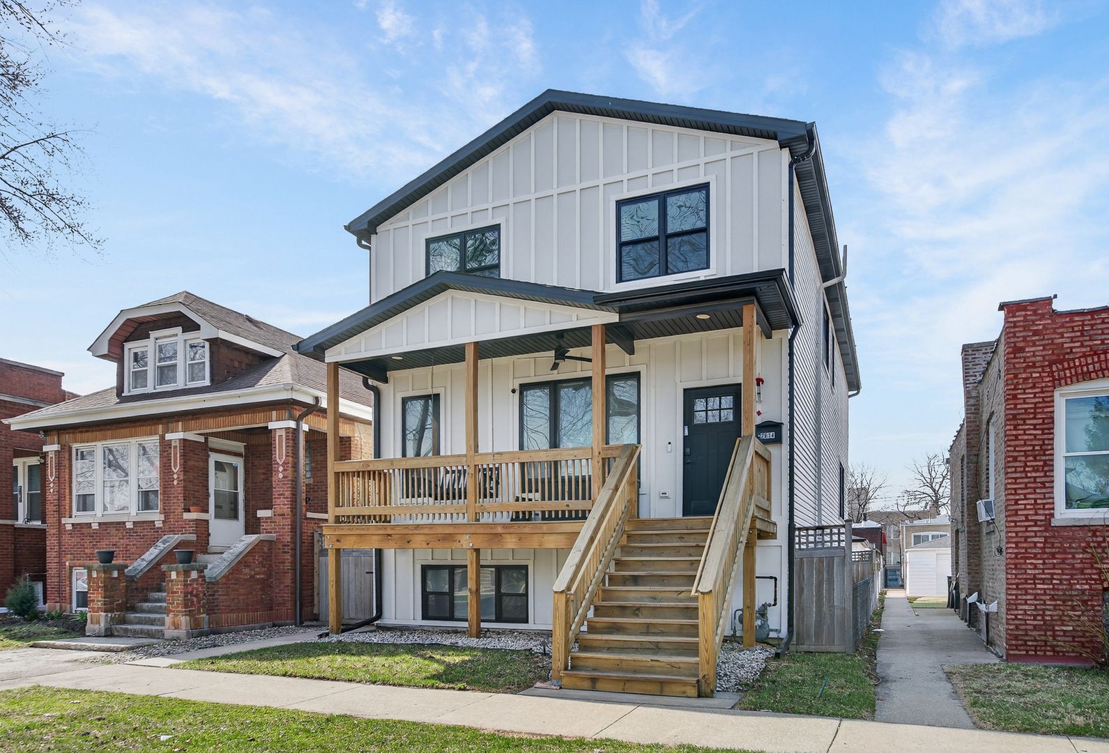 2514 Harvey Avenue — Berwyn, IL 60402