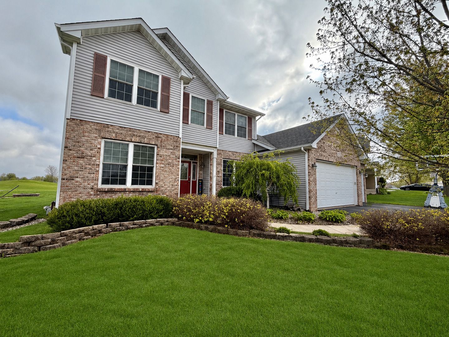 13437 Springhill Drive — Winnebago, IL 61088