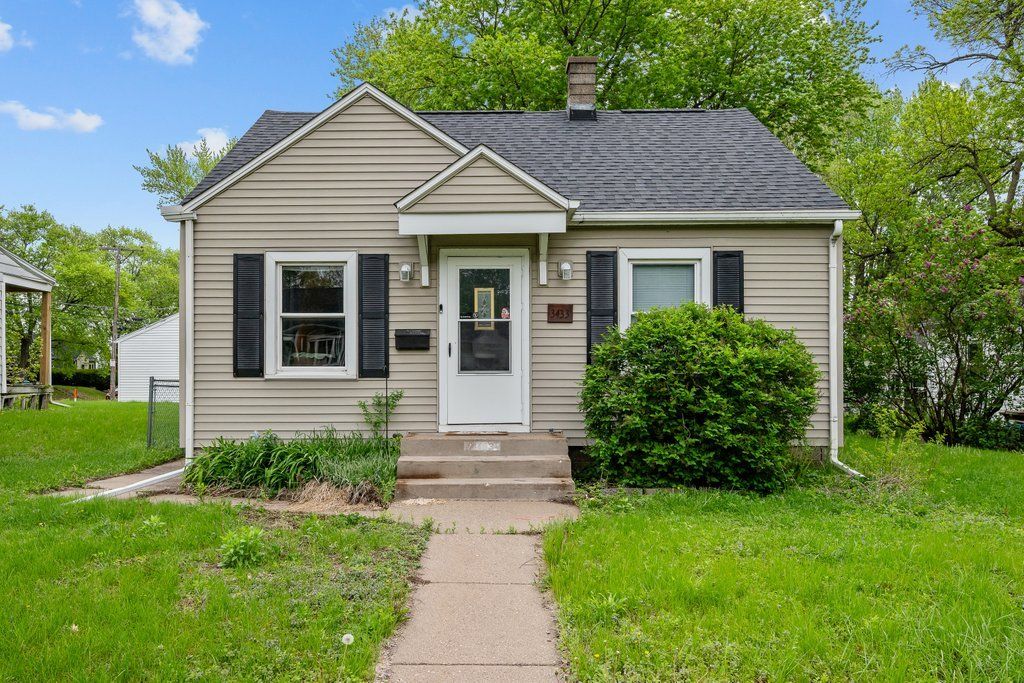 3433 FILLMORE Street, Davenport, IA 52806