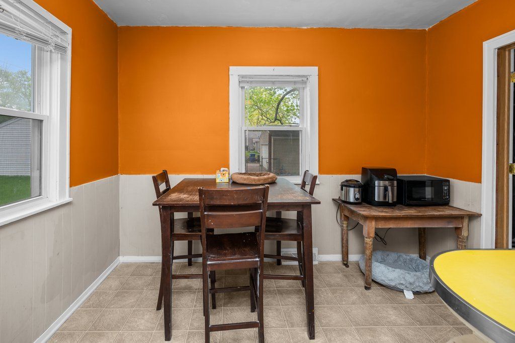 3433 FILLMORE Street, Davenport, IA 52806