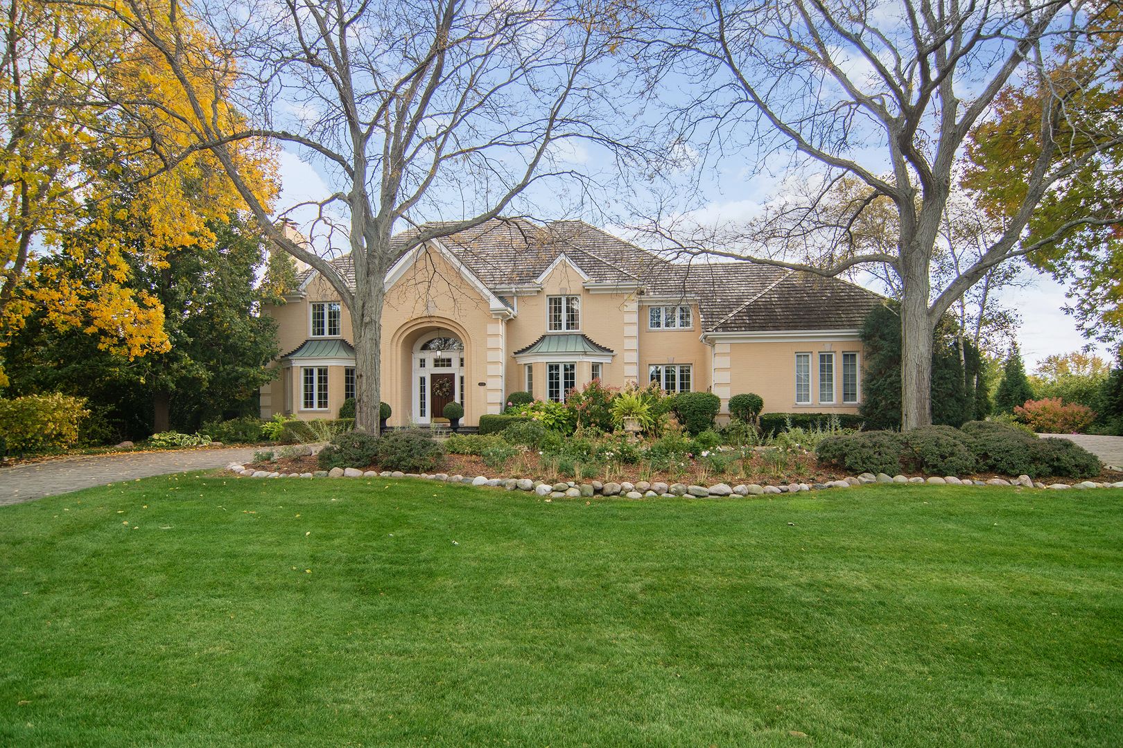 1520 Macalpin Circle — Inverness, IL 60010