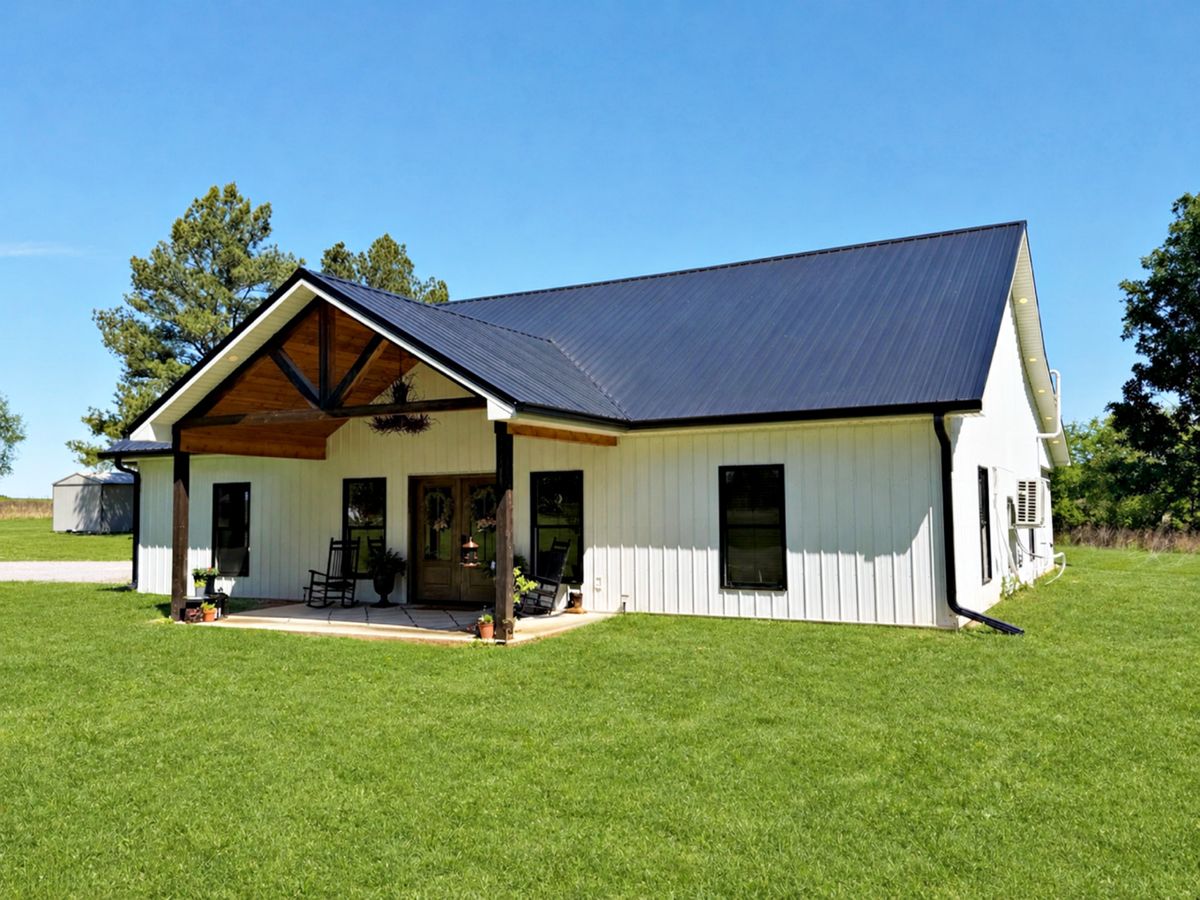 6945 Unity School Road, Brookport, IL 62910