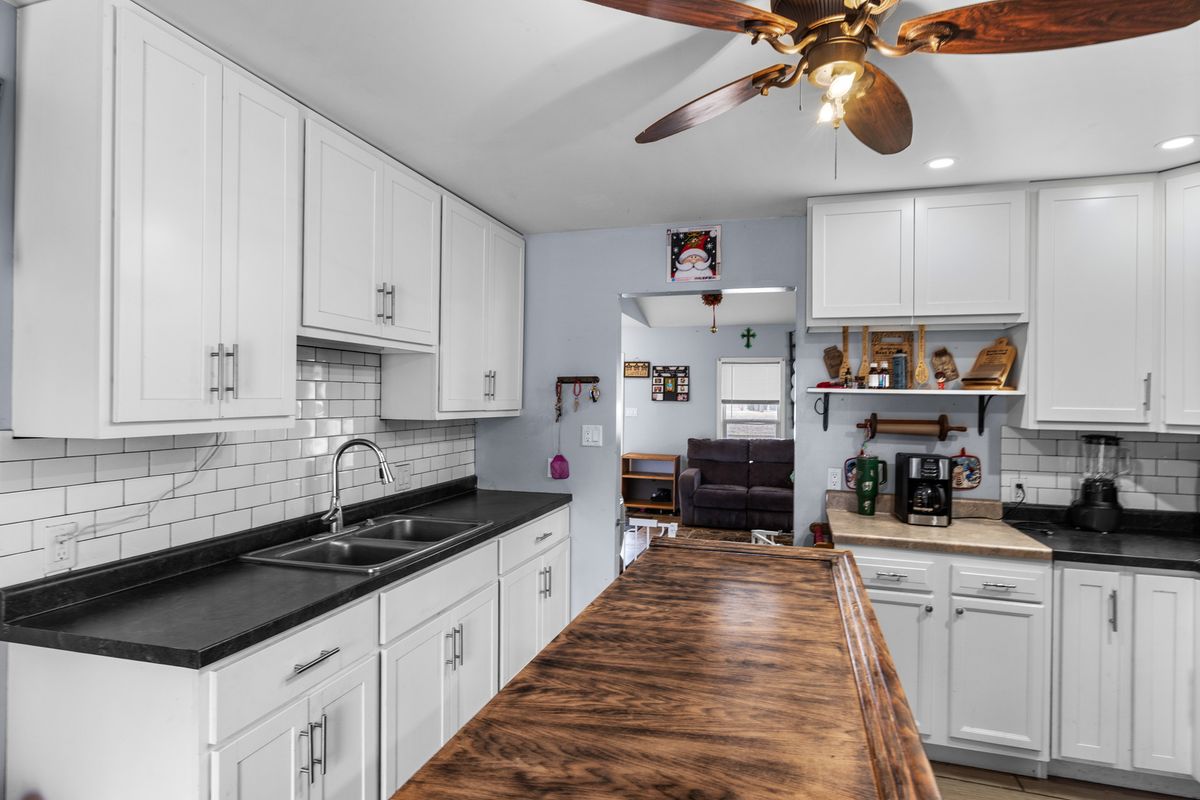 510 W Railroad Street, Lamoille, IL 61330