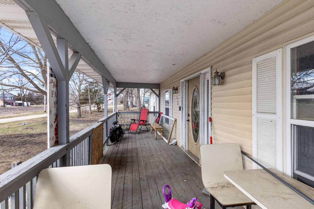 510 W Railroad Street, Lamoille, IL 61330