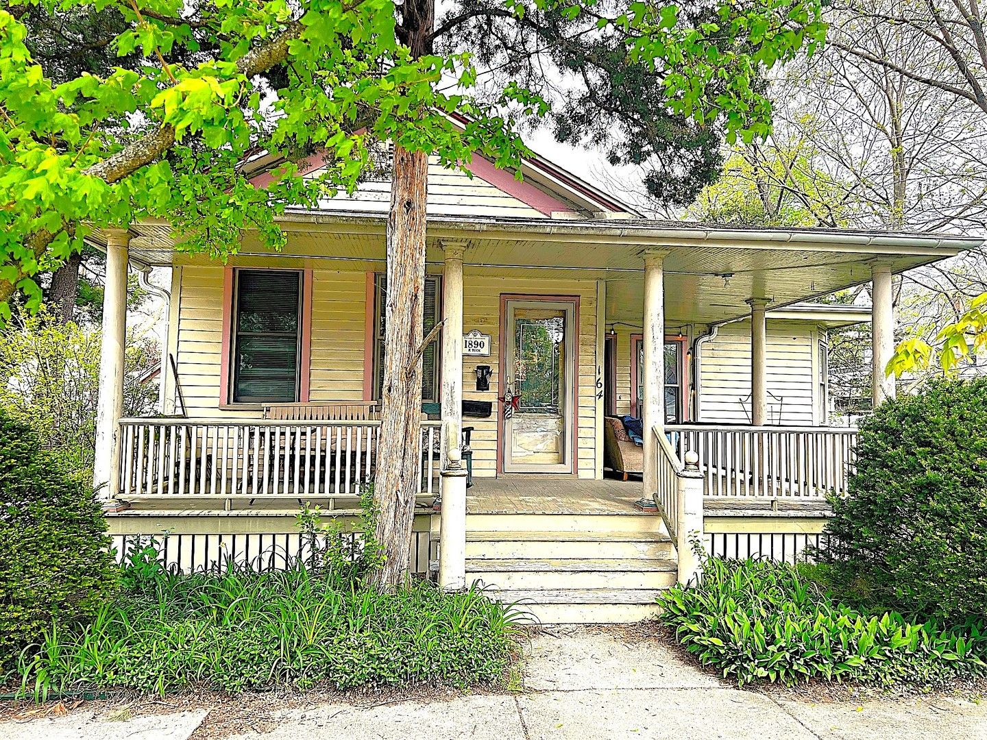 164 Plum Street — Elgin, IL 60120