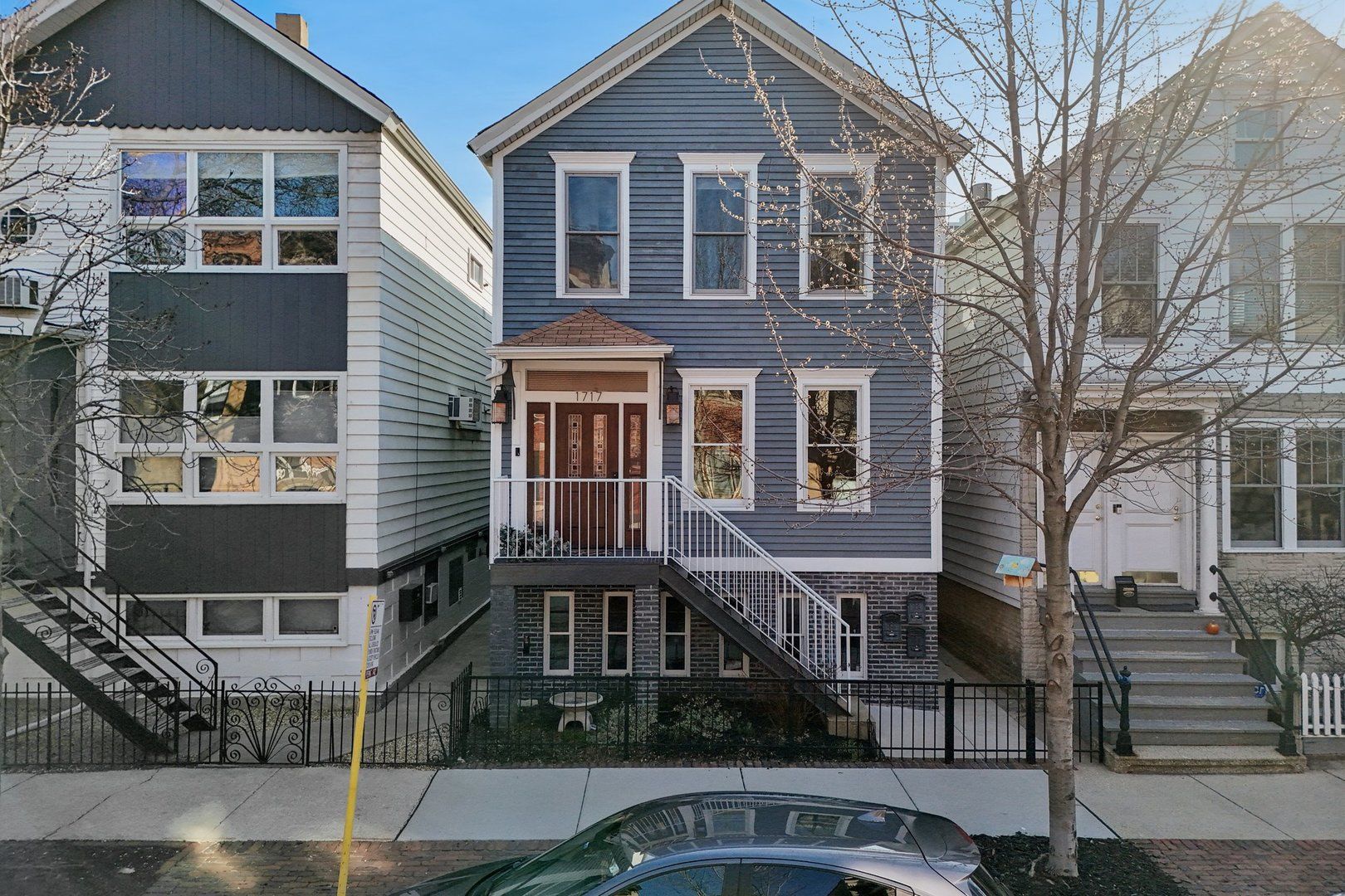 1717 N Hudson Avenue — Chicago, IL 60614