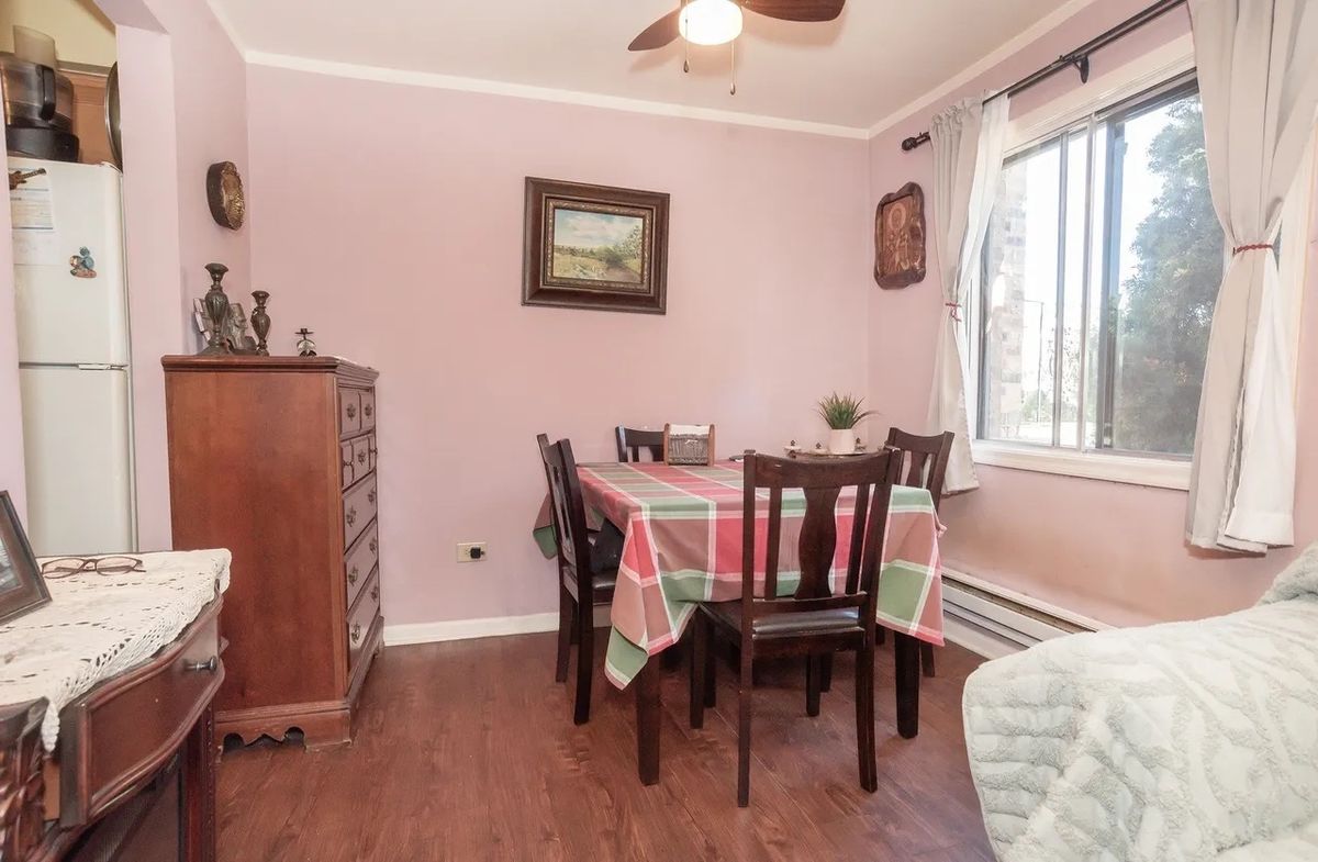 11810 S Komensky Avenue #101, Alsip, IL 60803