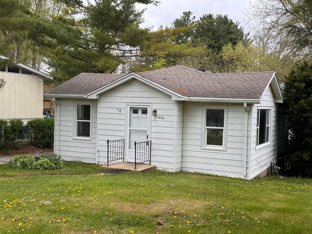 7506 Algonquin Road — Wonder Lake, IL 60097