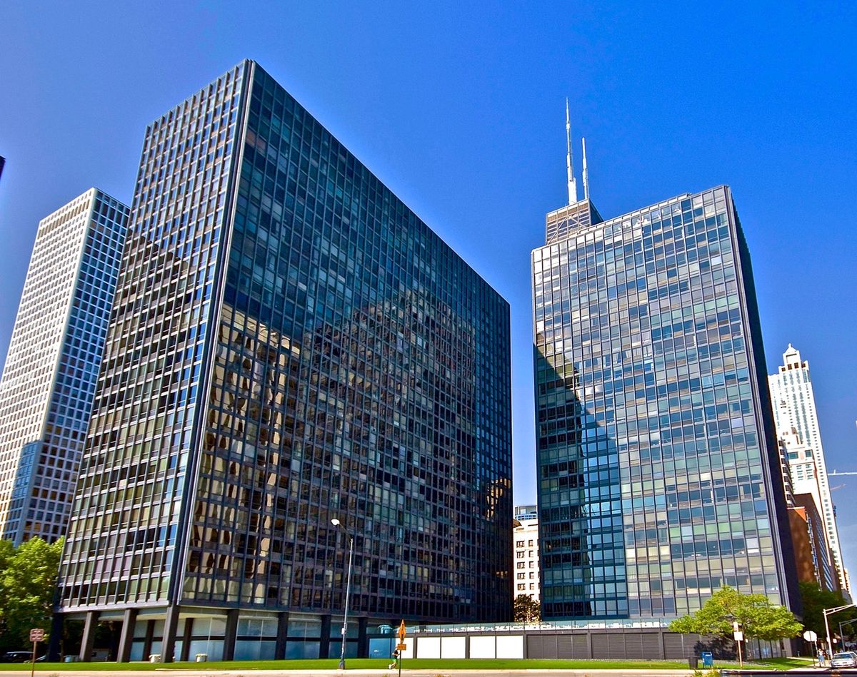 900 LAKE SHORE Drive, Chicago, IL 60611