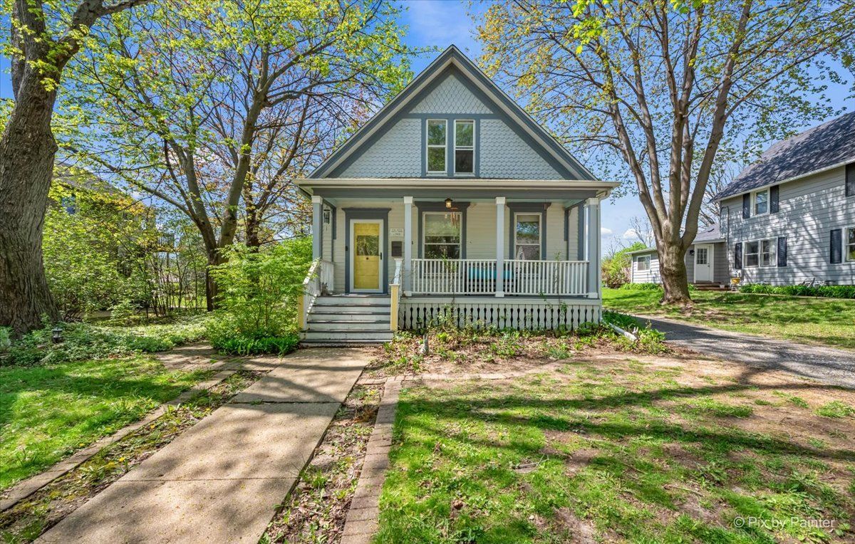 434 S 3rd Street — West Dundee, IL 60118