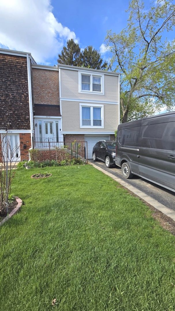2210 Clifton Place — Hoffman Estates, IL 60169