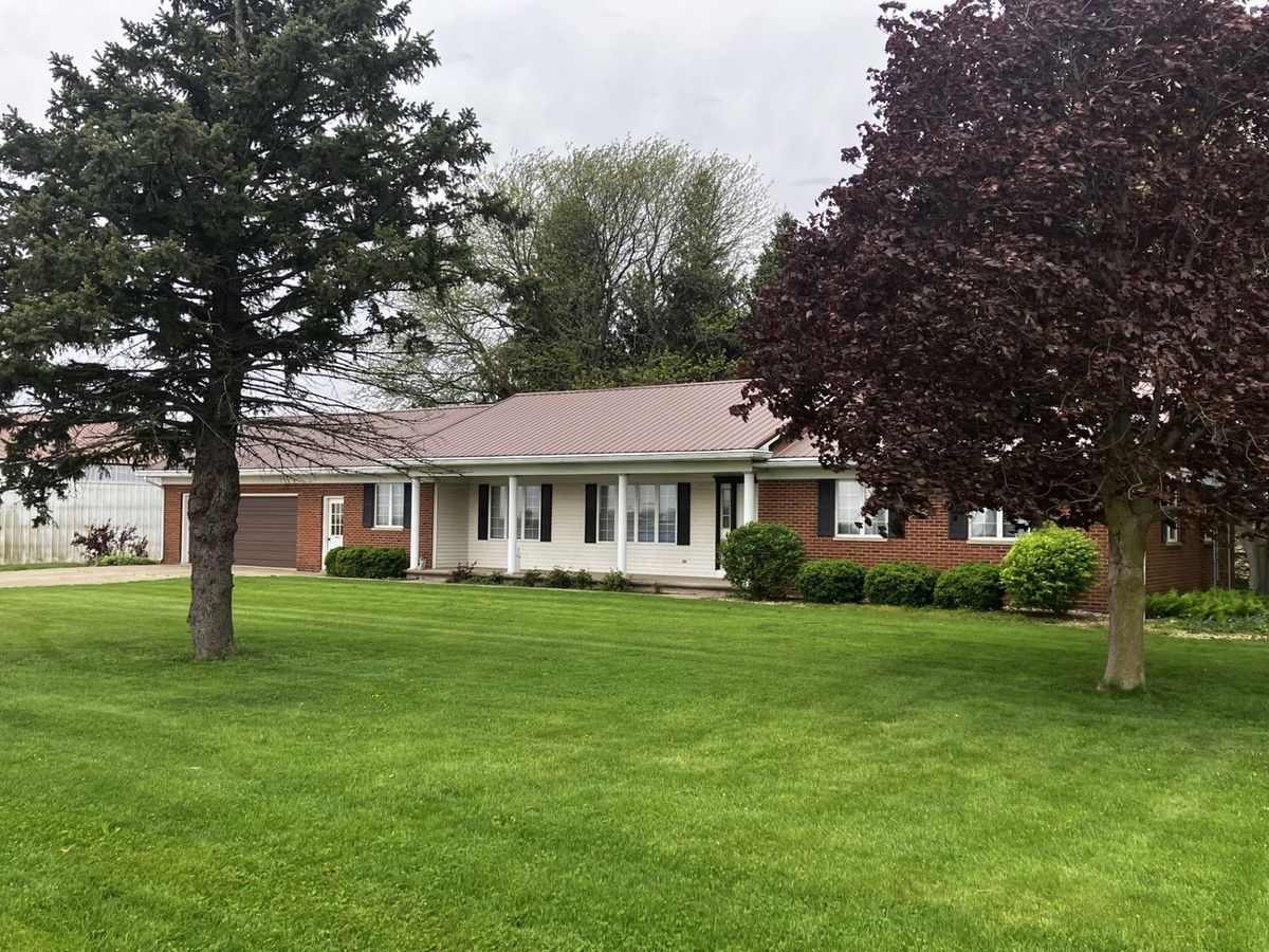 4015 1st Road, Mendota, IL 61342