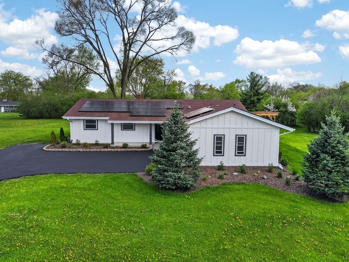 1230 Guerin Road — Libertyville, IL 60048