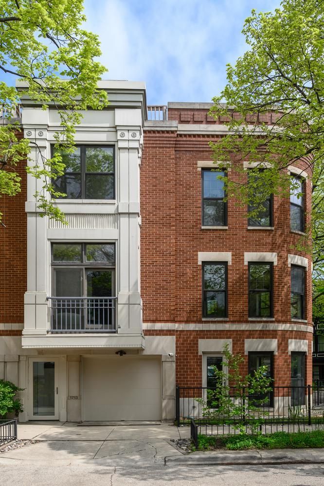 1713 N Bissell Street — Chicago, IL 60614