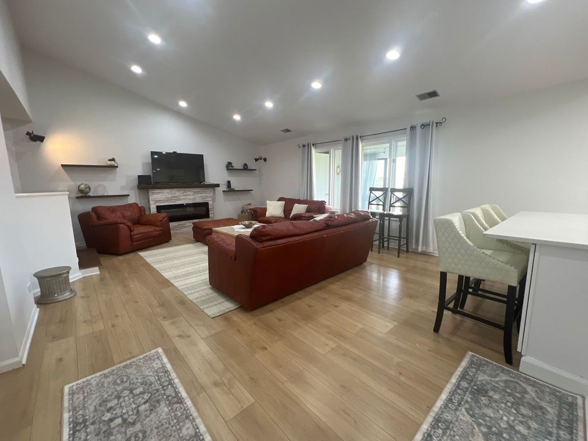 9808 Mill Drive W #2B, Palos Park, IL 60464