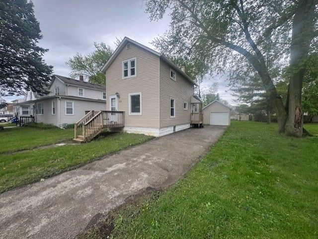 838 Spruce Street — Aurora, IL 60506