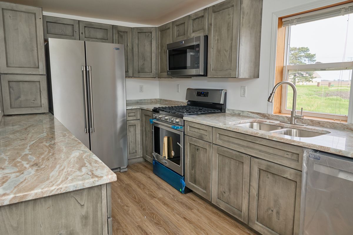 324 Wixon Pit Road, Earlville, IL 60518