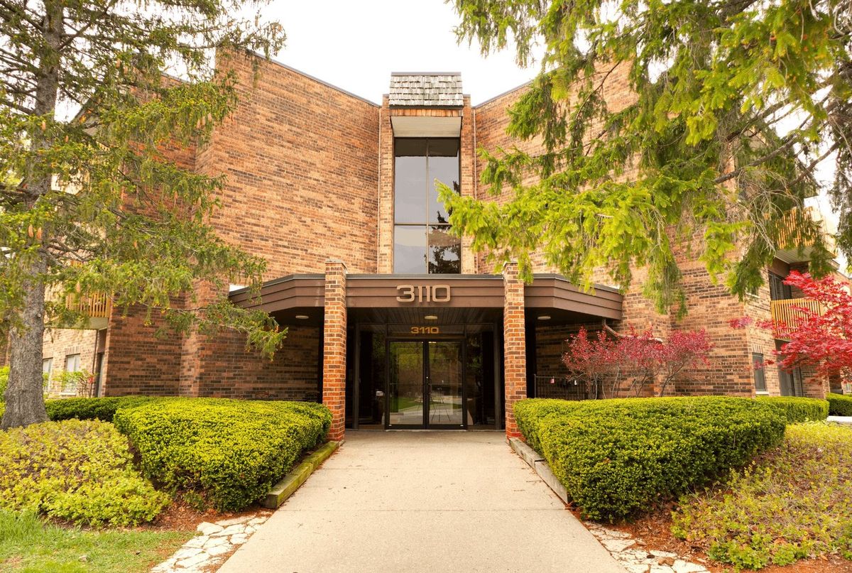 3110 Pheasant Creek Drive, Northbrook, IL 60062