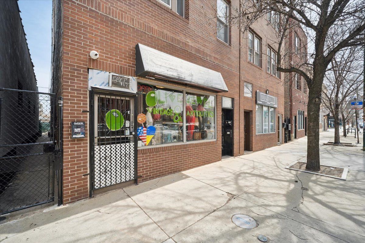1047 N Western Avenue #1 — Chicago, IL 60622
