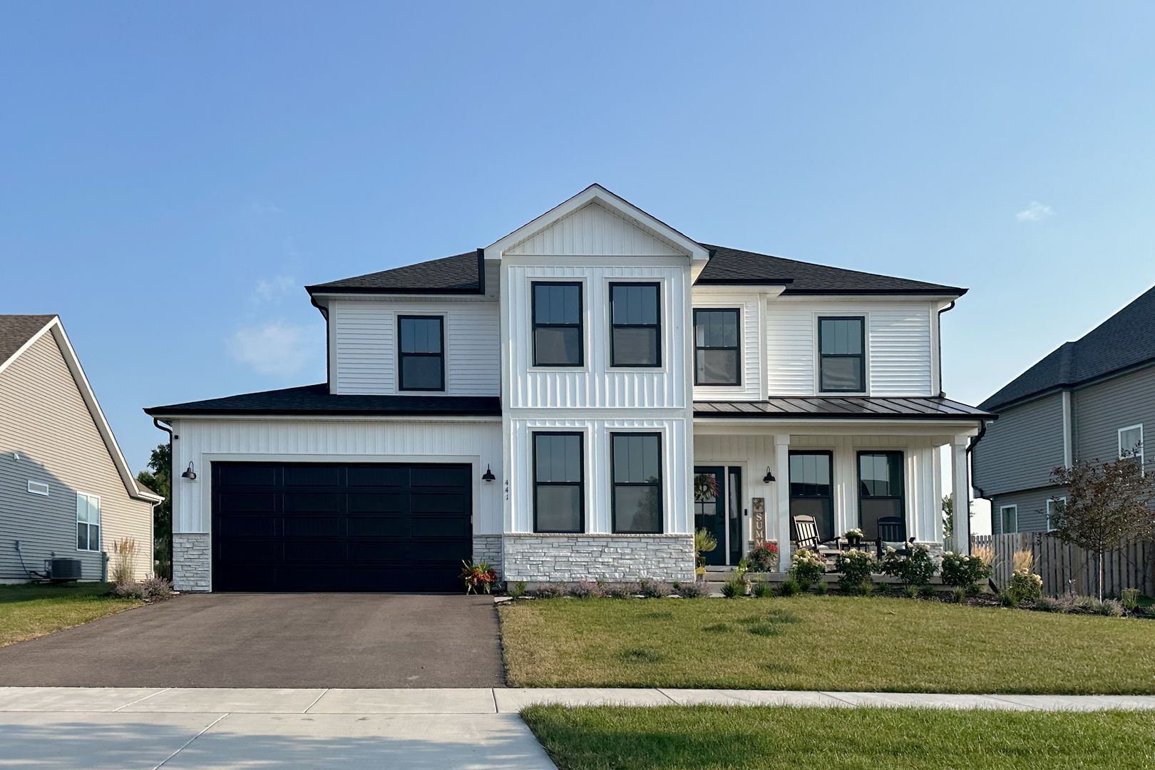 5270 Greenshire Circle — Lake In The Hills, IL 60156