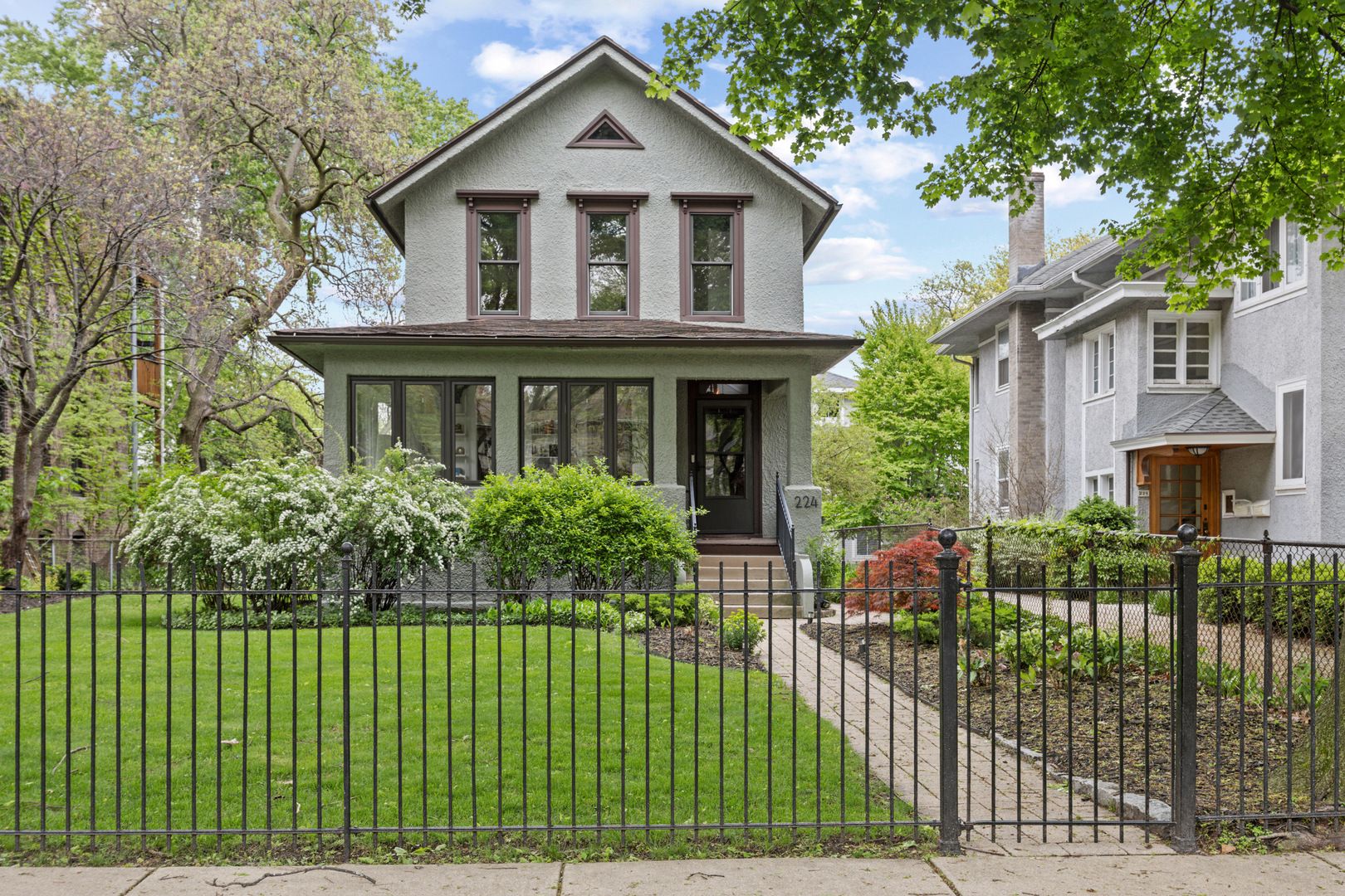 224 Clinton Avenue — Oak Park, IL 60302