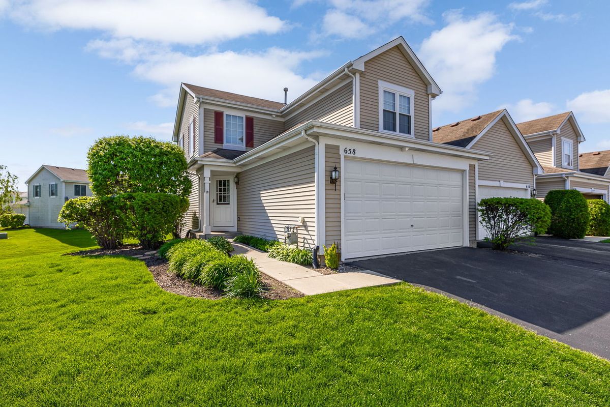 658 Chestnut Ridge, Minooka, IL 60447