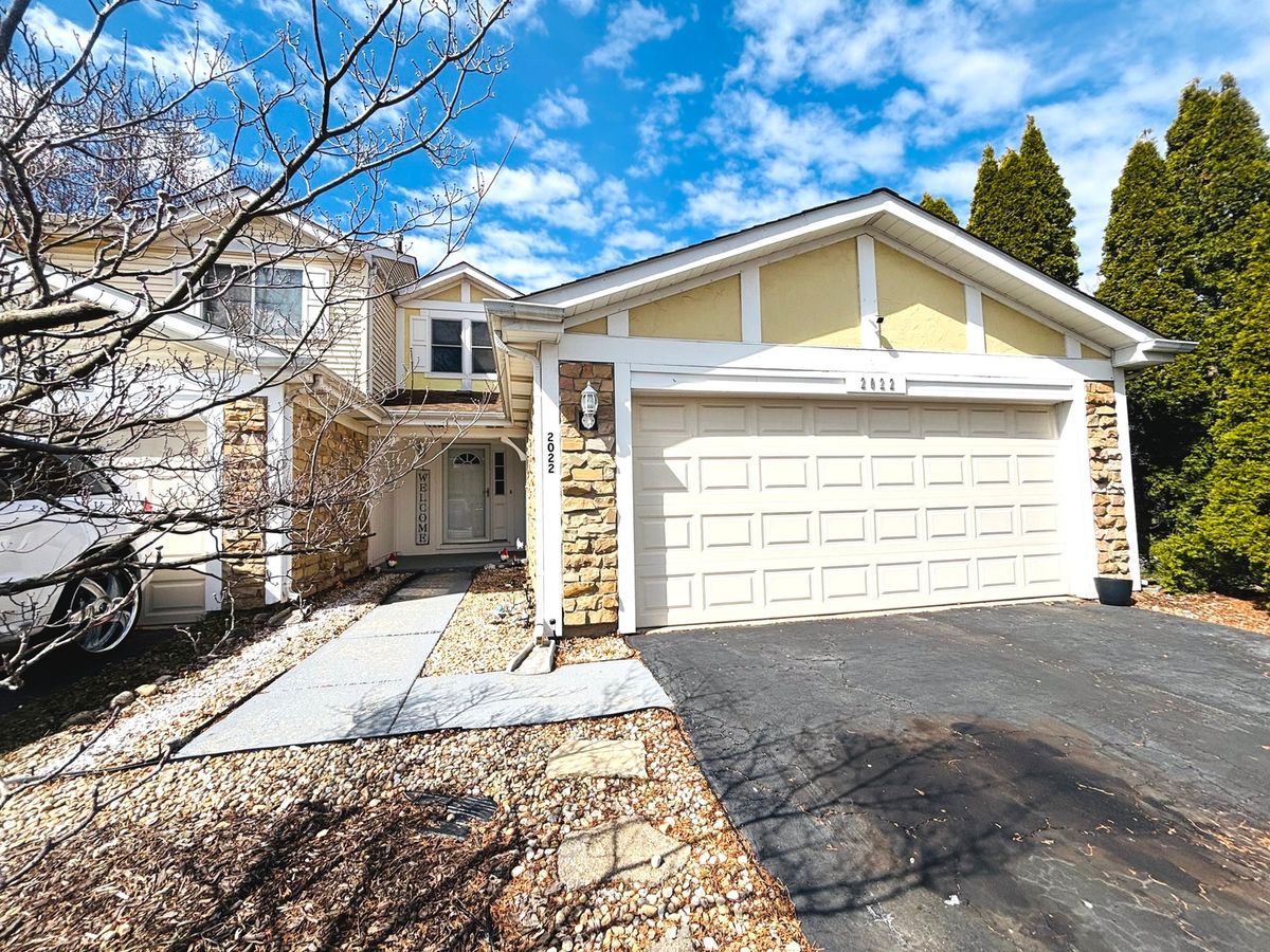 2022 Cardinal Drive, Glendale Heights, IL 60139