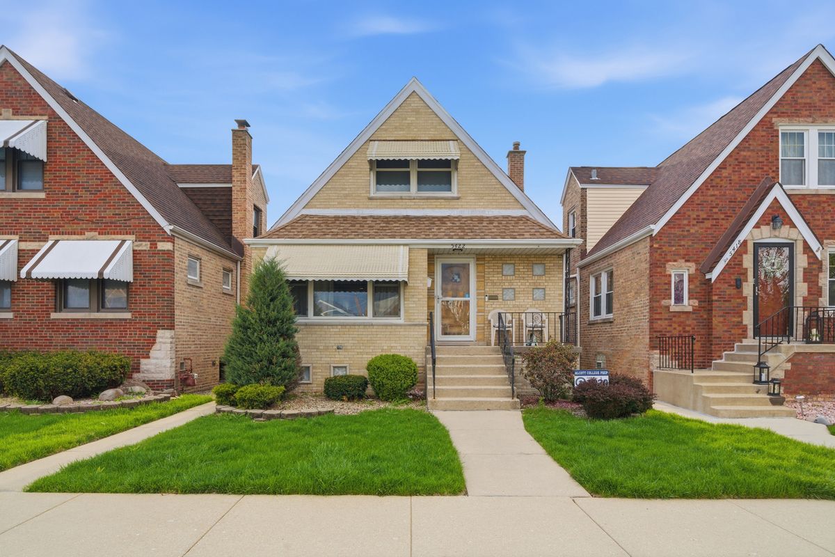 5422 Oak Park Avenue, Chicago, IL 60638