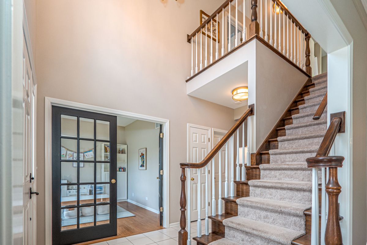 1715 South Court, Batavia, IL 60510
