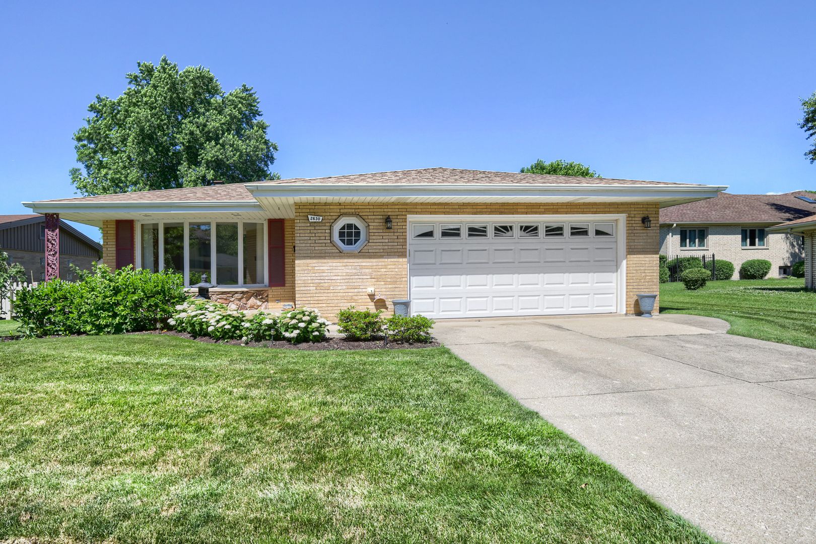 2630 Somerset Drive — Westchester, IL 60154