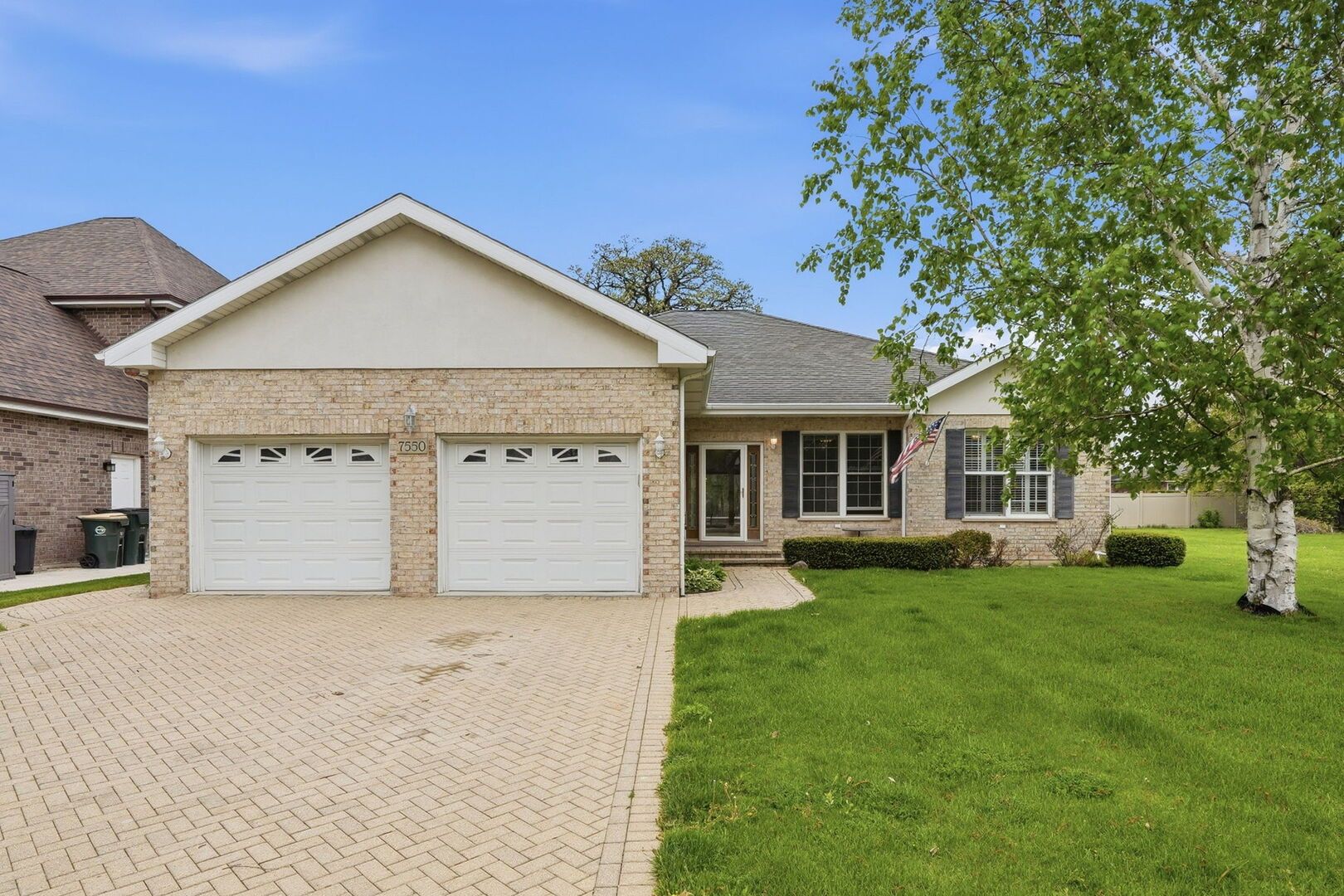 7550 Blazer Avenue — Justice, IL 60458