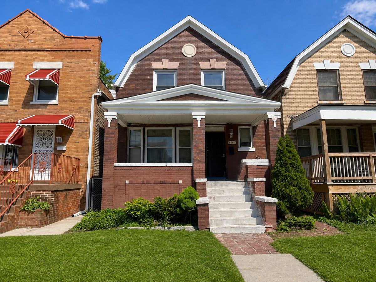 6641 University Avenue, Chicago, IL 60637