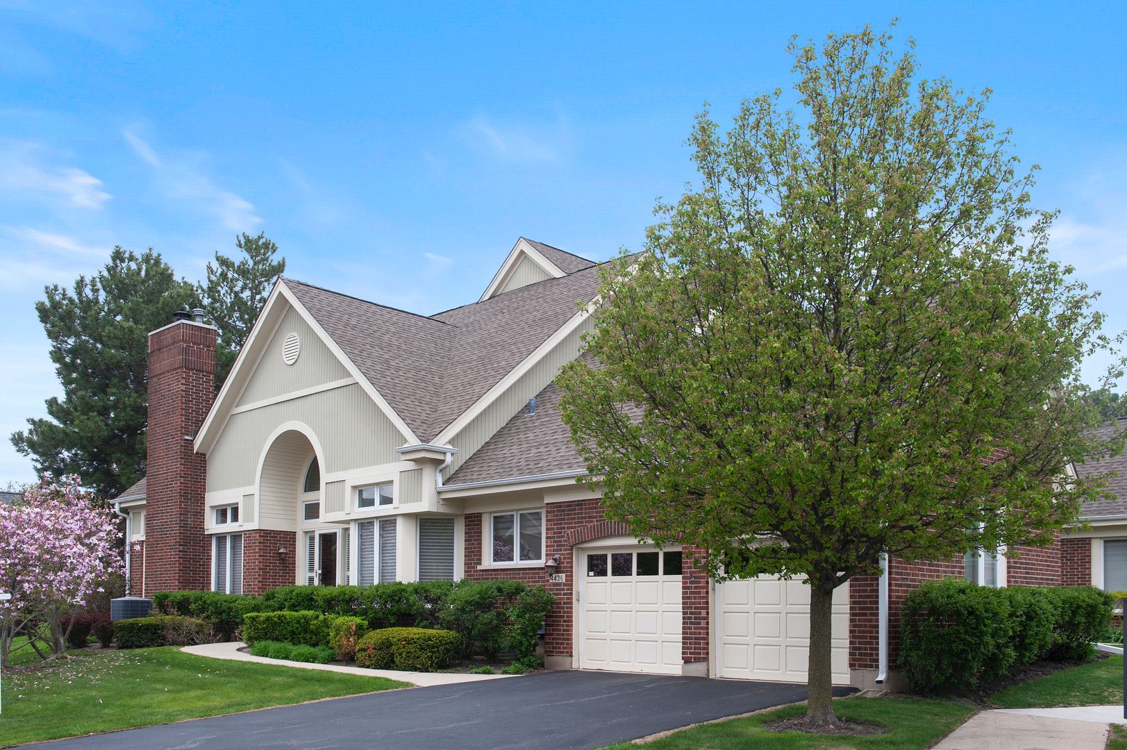 4436 Four Winds Lane — Northbrook, IL 60062