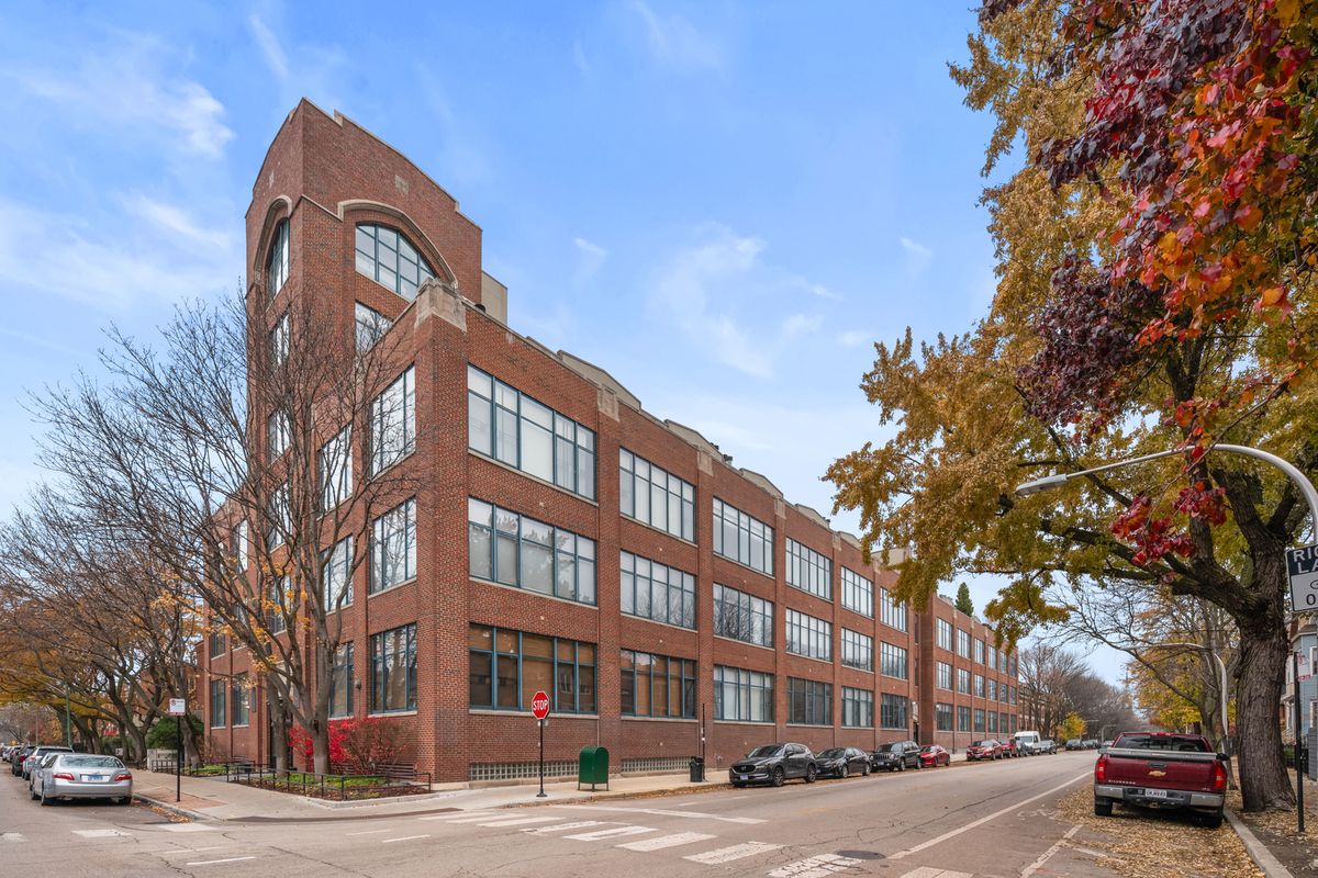 2600 Southport Avenue, Chicago, IL 60614