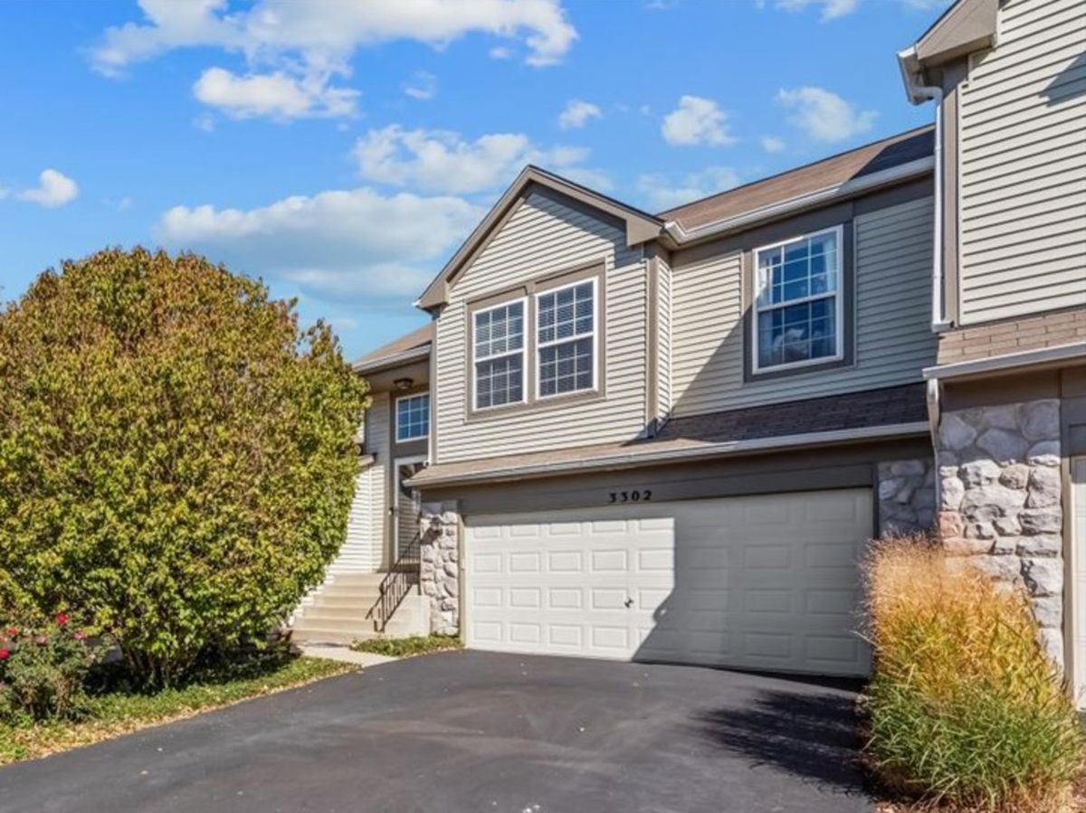 3302 Bromley Lane, Aurora, IL 60502