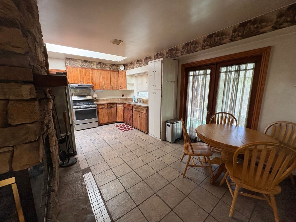 816 N 11th Street, Rochelle, IL 61068